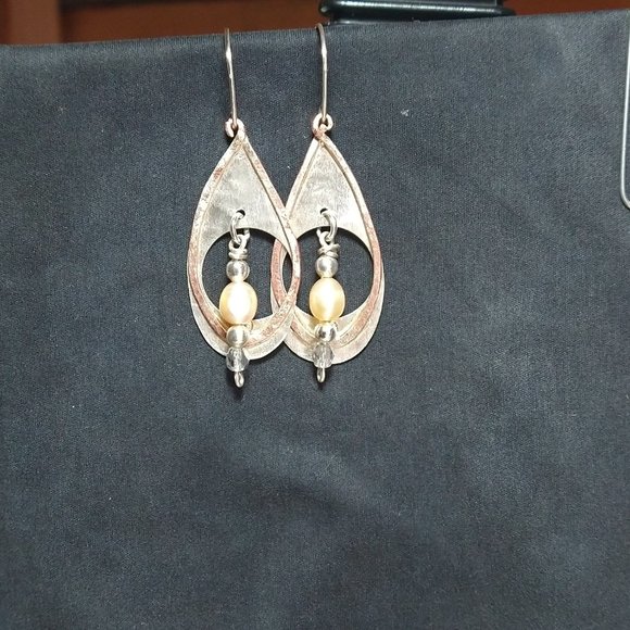 CCLHMHLLC Siversmith Jewellery Designs - Picture 3 of 4